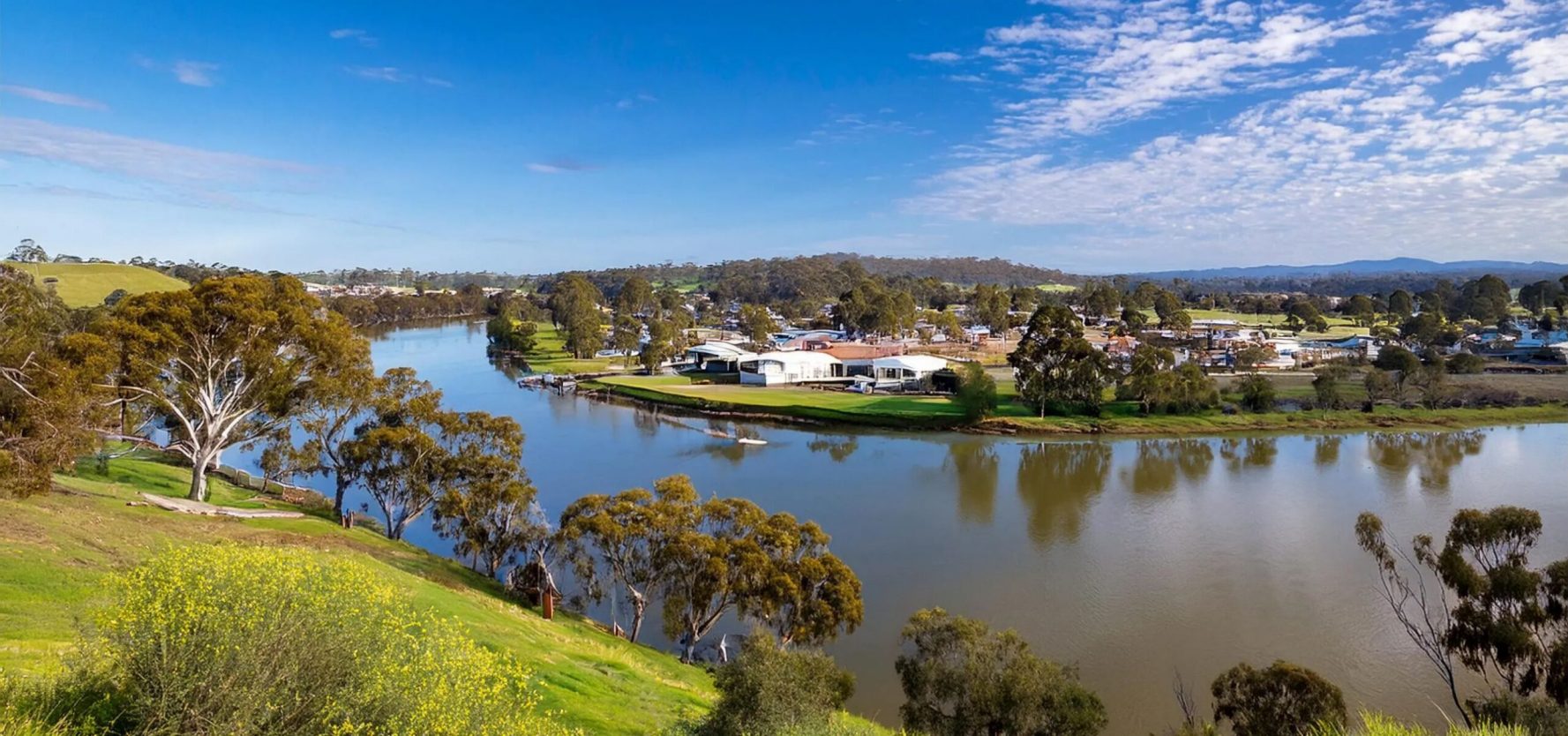 scene of the murray river